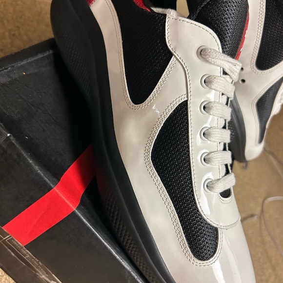 Parada size 10 brand new with box and bag, no damage . 500$ - Picture 5 of 5